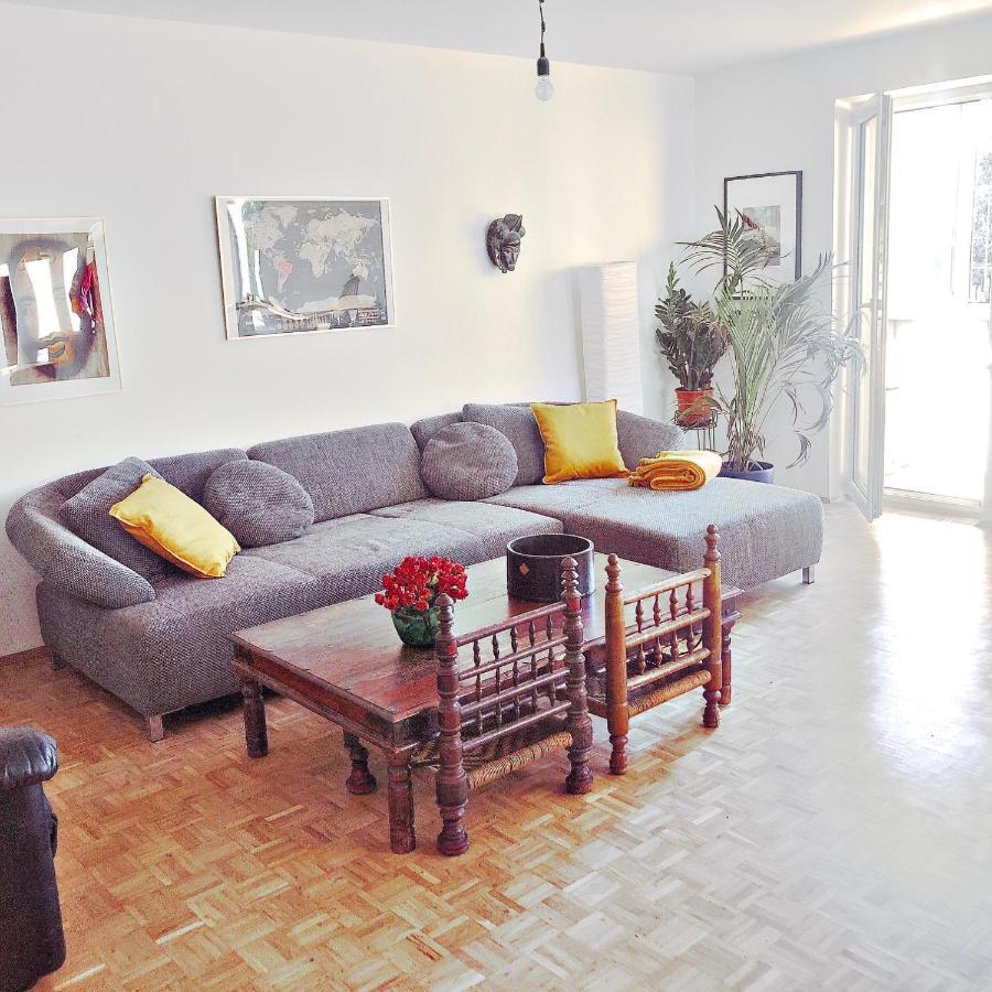 Modern New Danube Apartment, Perfect Location Apartment Wien
